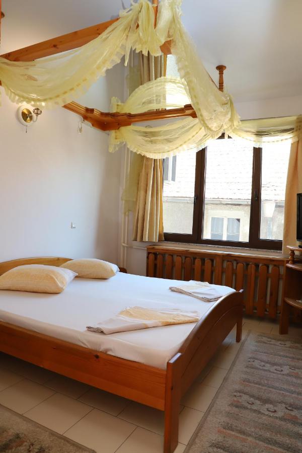 Hotel Mishel Kocherinovo Ngoại thất bức ảnh