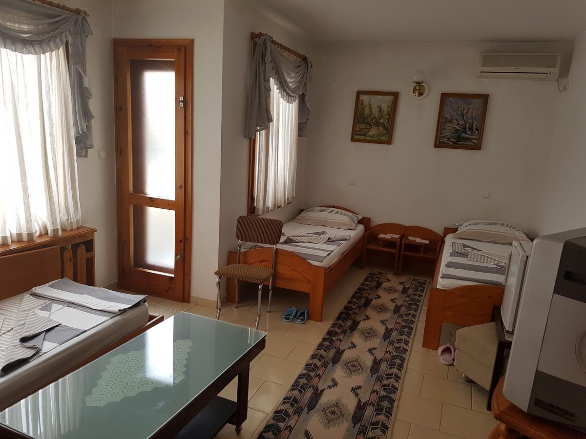 Hotel Mishel Kocherinovo Ngoại thất bức ảnh